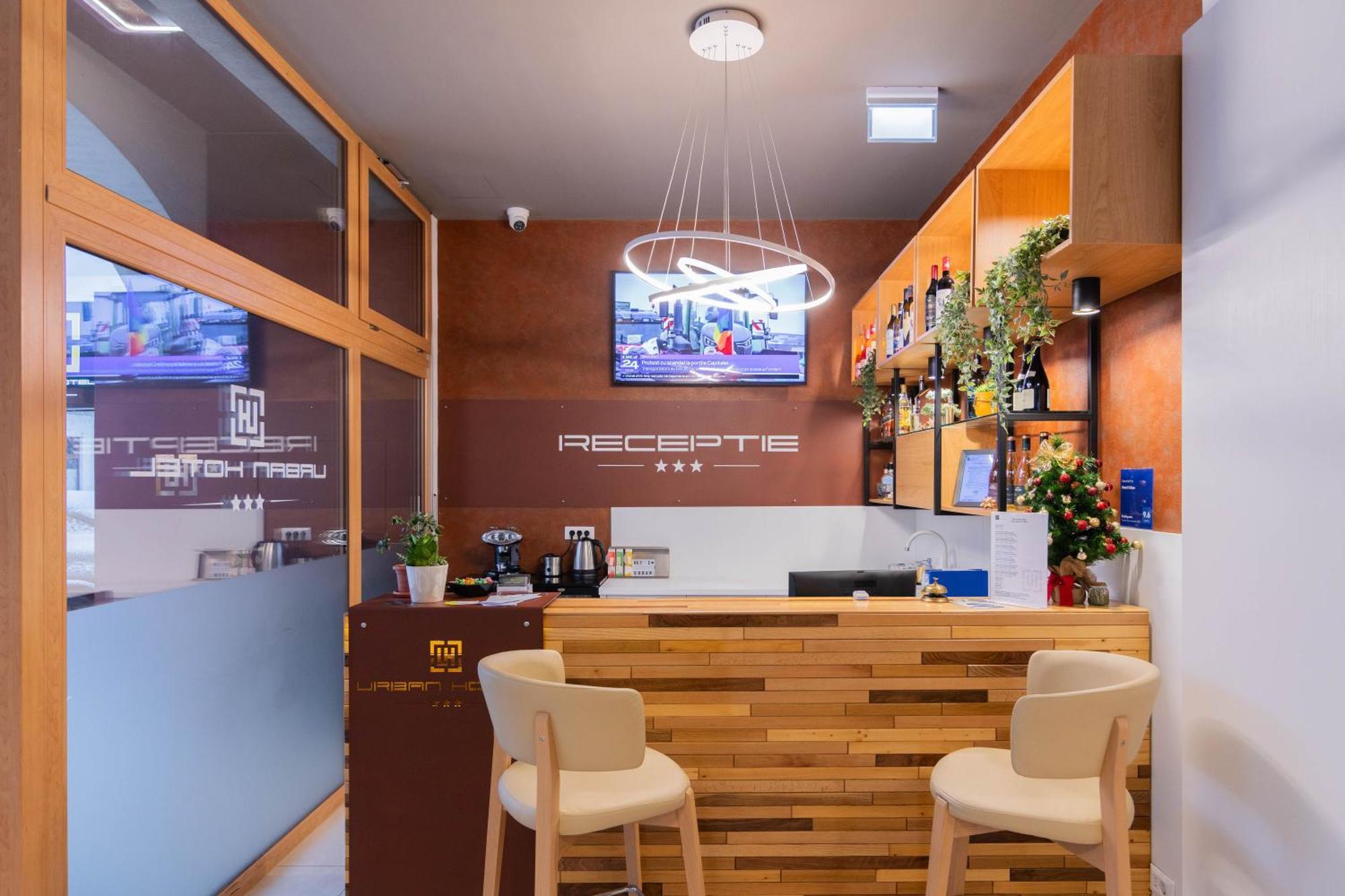 Hotel Urban 巴亚马雷 外观 照片
